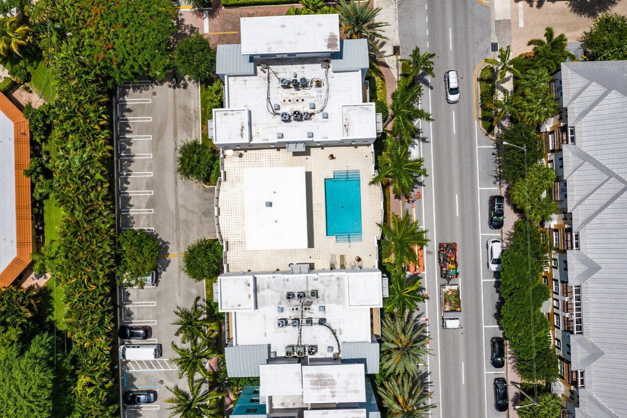 335 SE 6th Avenue, Unit 304, Delray Beach, FL 33483 Photo