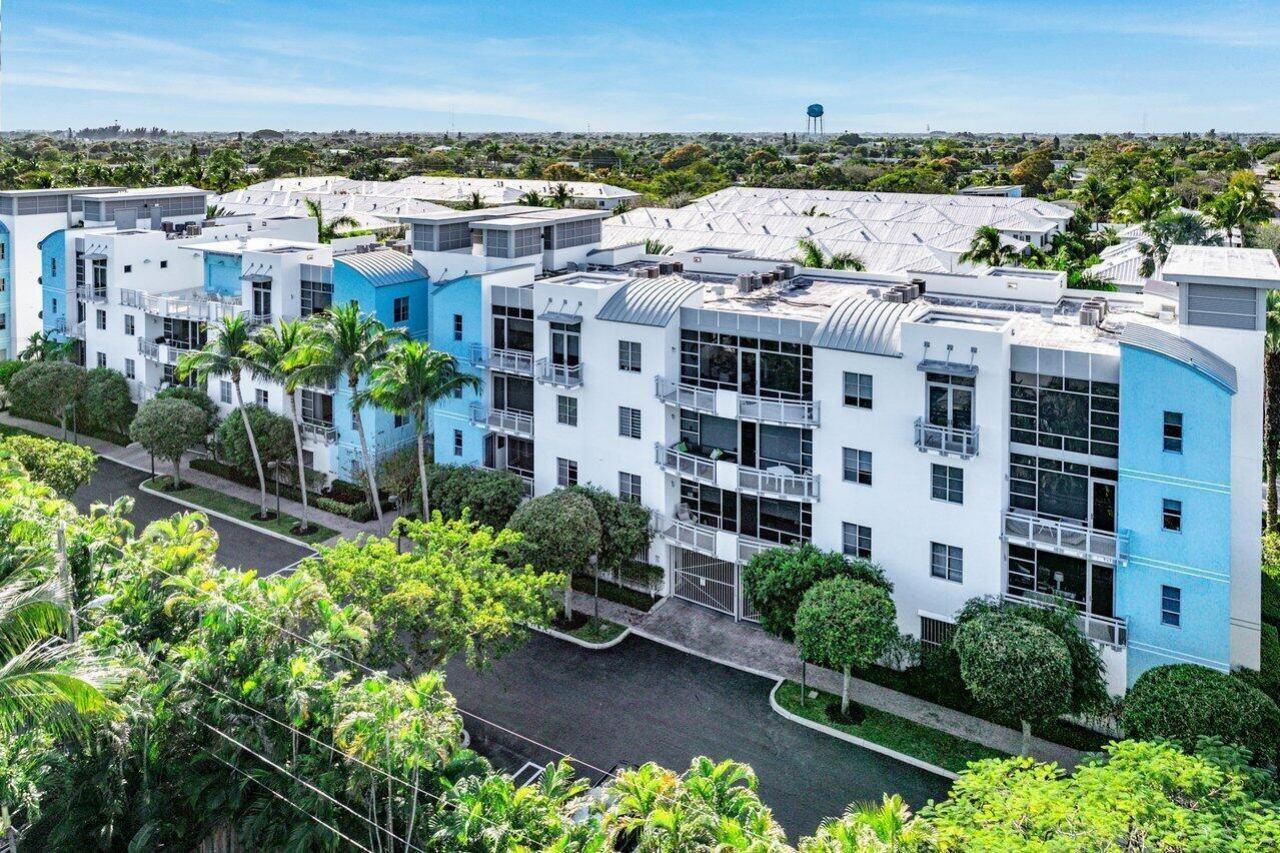 335 SE 6th Avenue, Unit 304, Delray Beach, FL 33483 Photo
