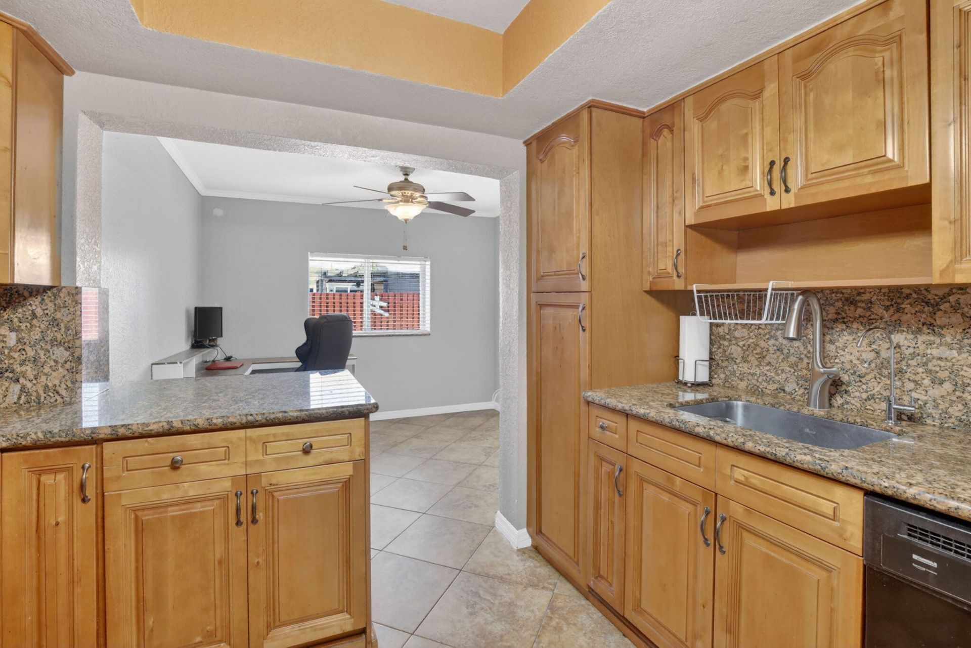 8600 NW 29th Street, Sunrise, FL 33322 Photo