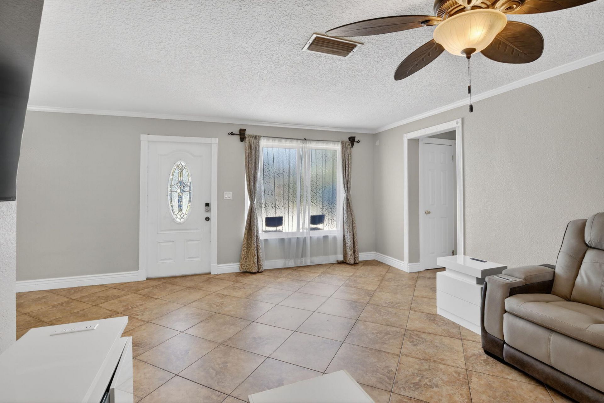 8600 NW 29th Street, Sunrise, FL 33322 Photo