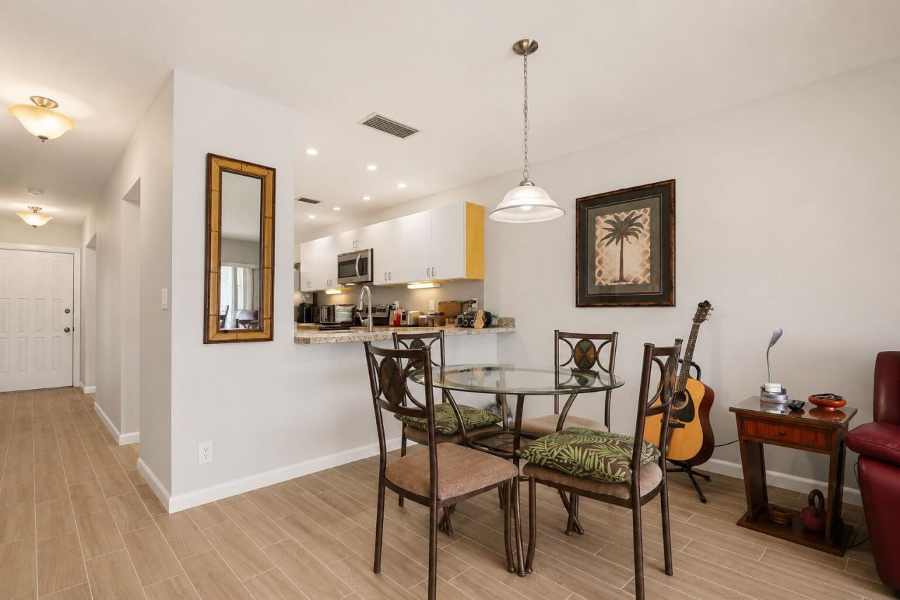 3408 Cypress Trail, Unit 104, West Palm Beach, FL 33417 Photo