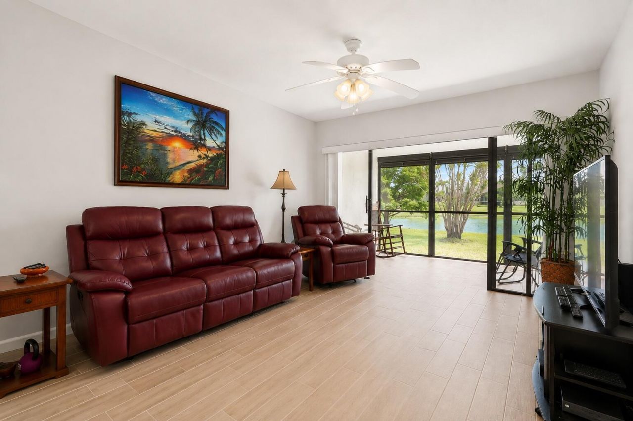 3408 Cypress Trail, Unit 104, West Palm Beach, FL 33417 Photo