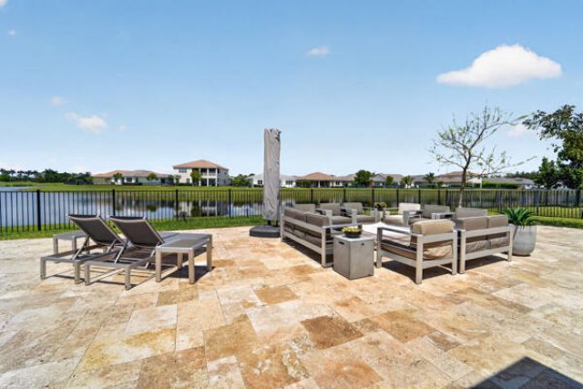 15804 Goldfinch Circle, The Acreage, FL 33470 Photo