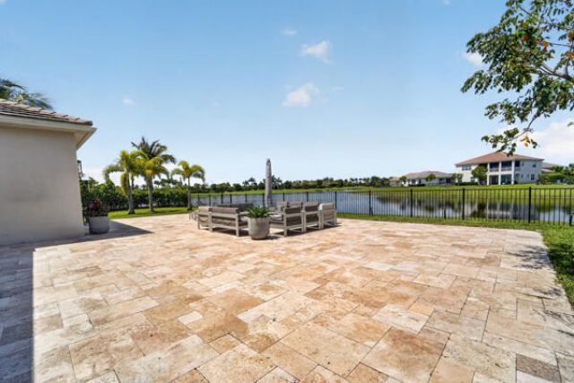 15804 Goldfinch Circle, The Acreage, FL 33470 Photo