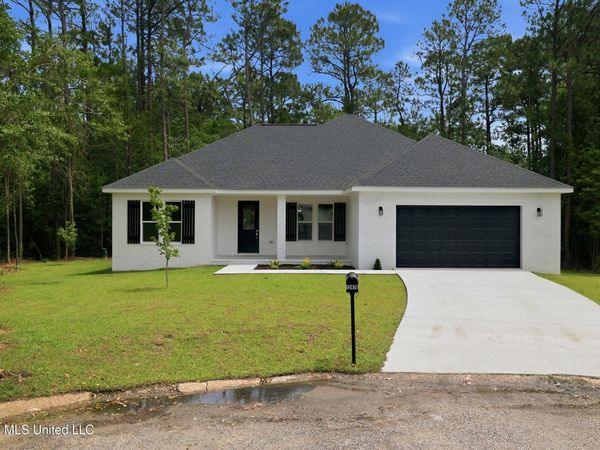 12470 Pineridge Court, Gulfport, MS 39503