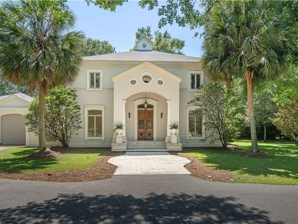 8 MULBERRY Point , Covington, LA 70433