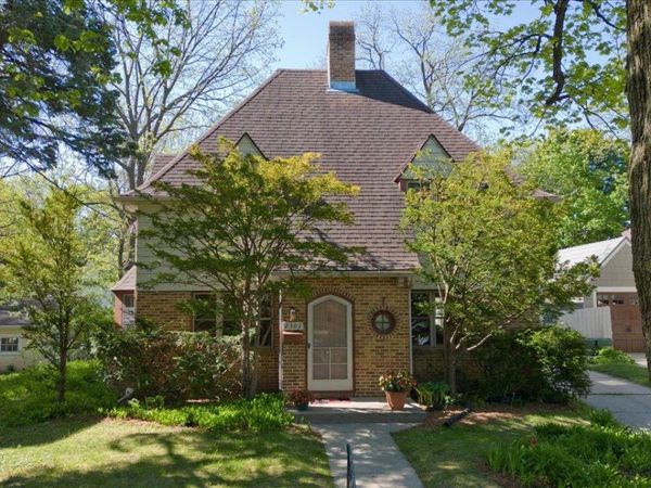 2303 Chamberlain Avenue, Madison, WI 53726