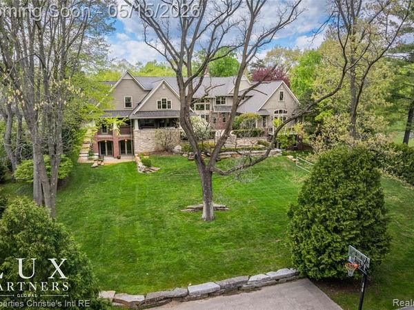 1330 Oxford Road, Bloomfield Twp, MI 48304