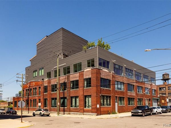 2987 Franklin Street, Detroit, MI 48207