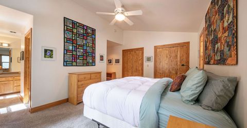 13715 Hansel Avenue, Truckee, CA 96161 Photo