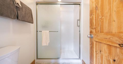 13715 Hansel Avenue, Truckee, CA 96161 Photo