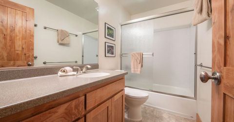 13715 Hansel Avenue, Truckee, CA 96161 Photo