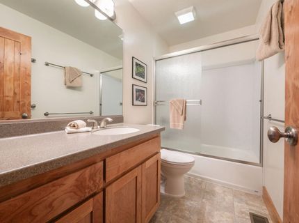 13715 Hansel Avenue, Truckee, CA 96161 Photo