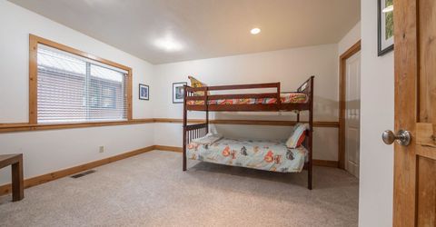 13715 Hansel Avenue, Truckee, CA 96161 Photo