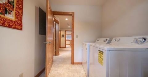 13715 Hansel Avenue, Truckee, CA 96161 Photo