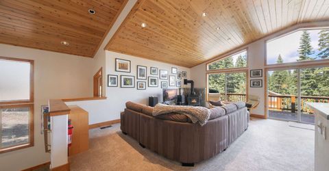 13715 Hansel Avenue, Truckee, CA 96161 Photo