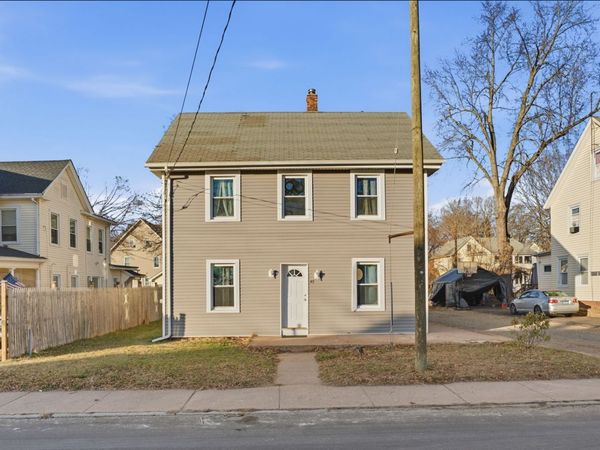 49 Birch , Manchester, CT 06040
