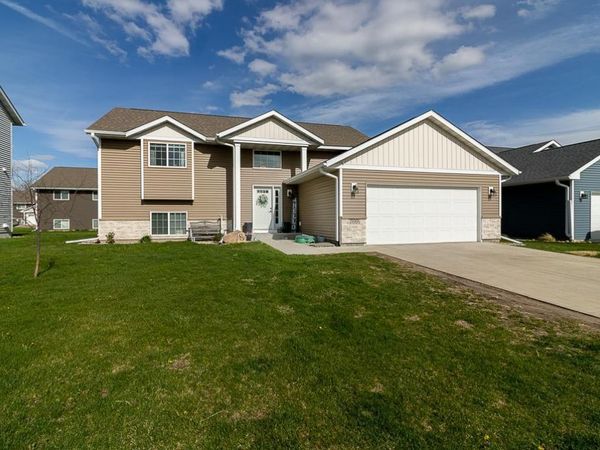 709 Mulligan Street , Mankato, MN 56001