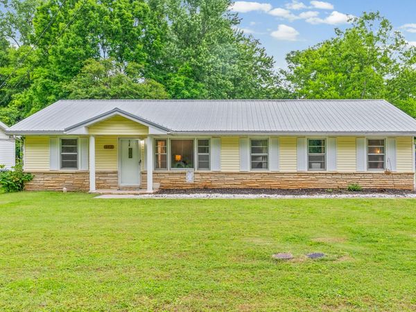 112 Pardue Ln , Hopkinsville, KY 42240