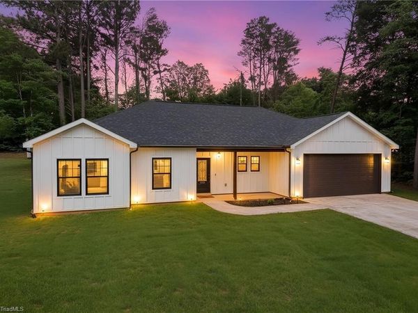 1026 Fye Drive , Newton, NC 28658