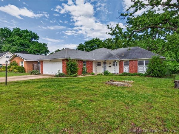 116 Ramblewood Road , Bartlesville, OK 74003