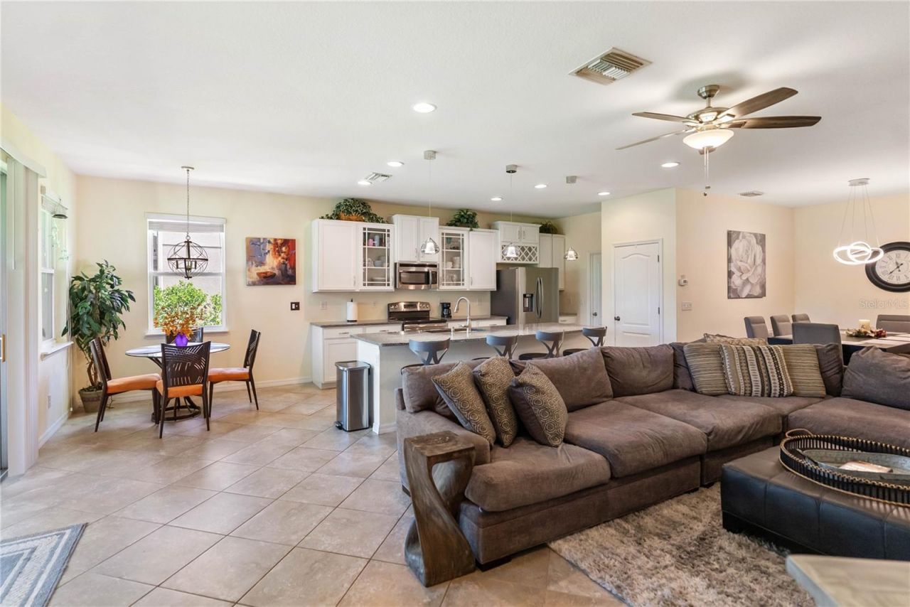 6228 35th Court E, Bradenton, FL 34203 Photo