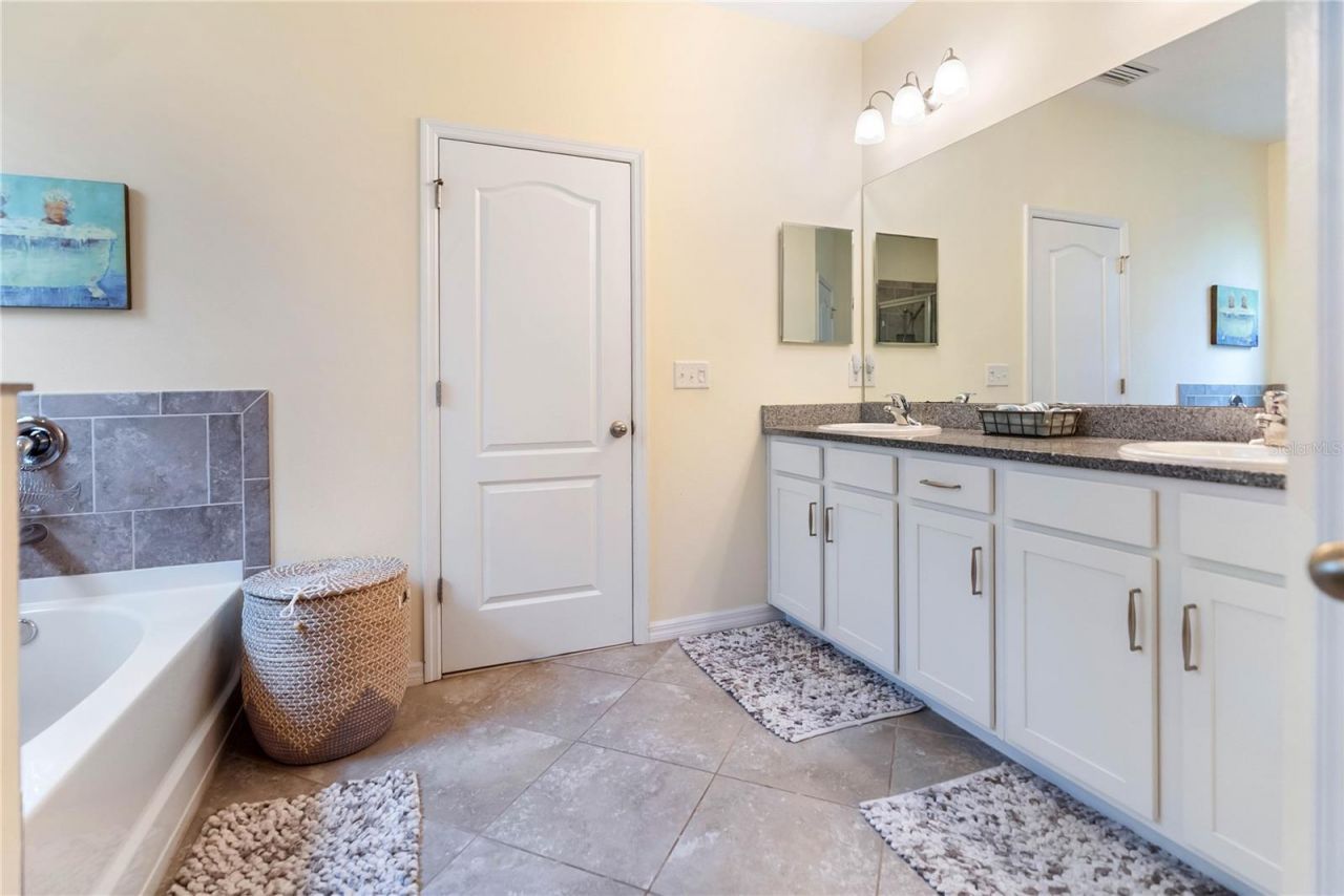 6228 35th Court E, Bradenton, FL 34203 Photo