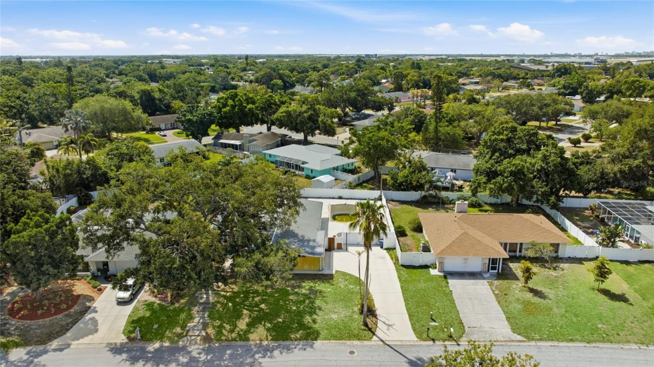 616 Saint Andrews Drive, Sarasota, FL 34243 Photo