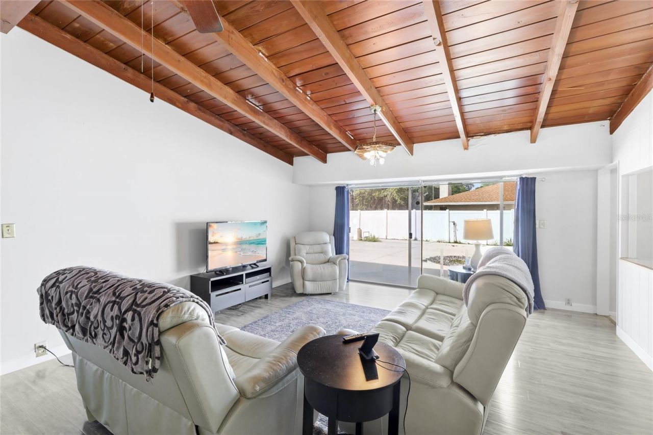 616 Saint Andrews Drive, Sarasota, FL 34243 Photo