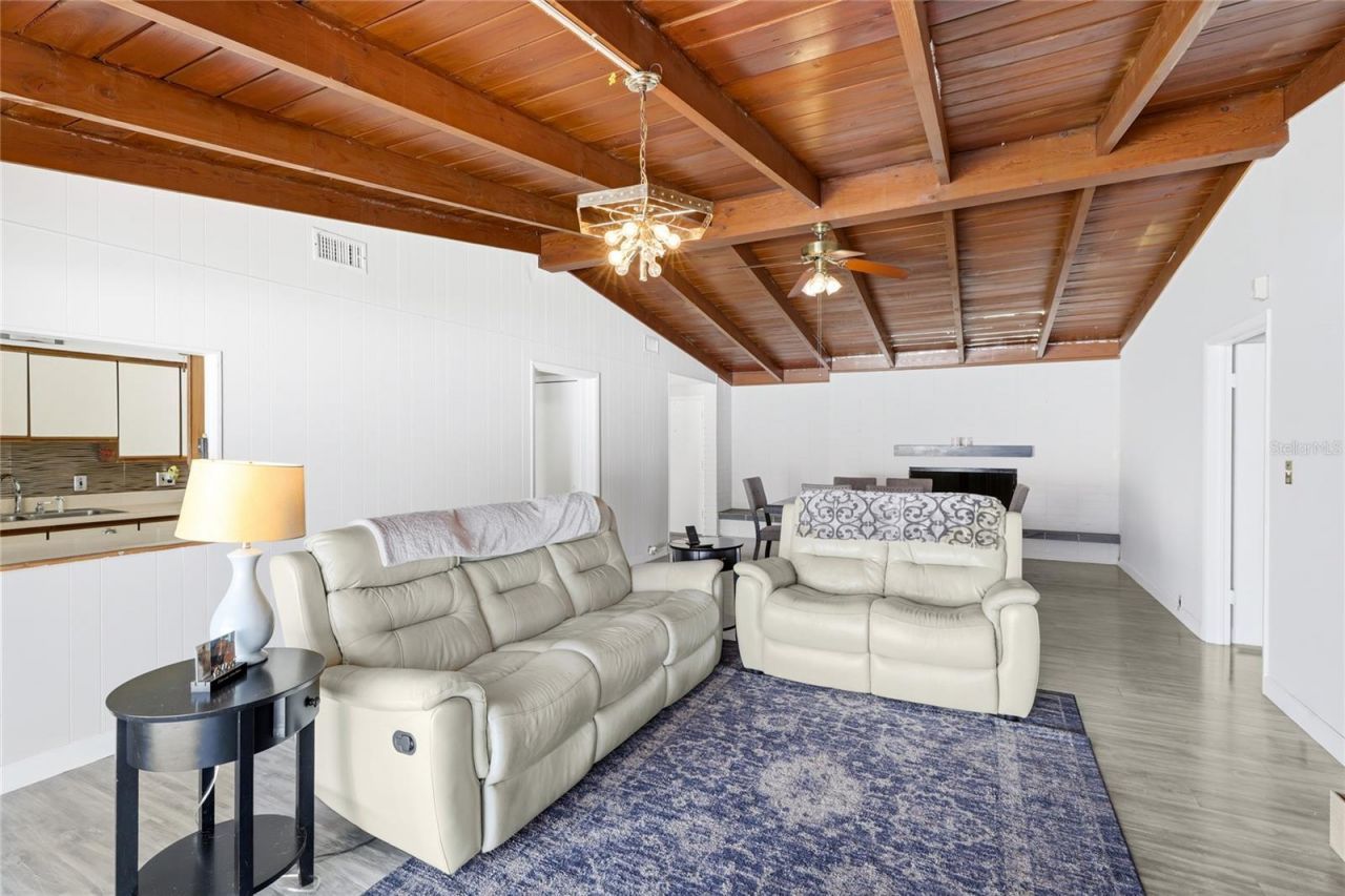 616 Saint Andrews Drive, Sarasota, FL 34243 Photo