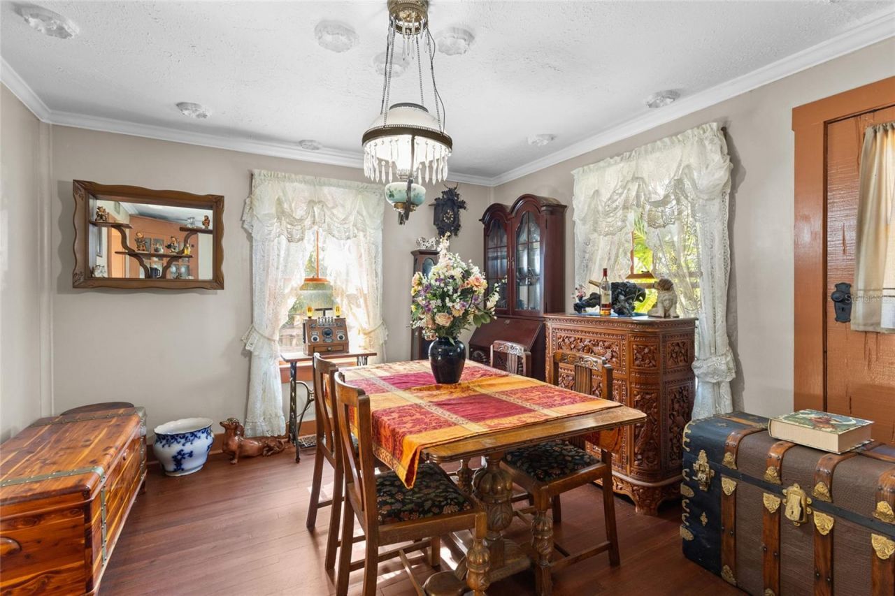 117 Tucker Avenue, Sarasota, FL 34232 Photo