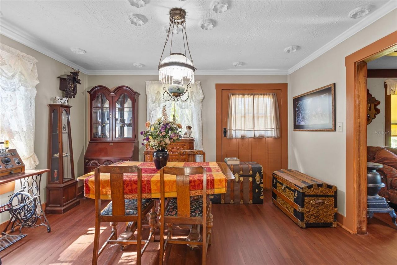 117 Tucker Avenue, Sarasota, FL 34232 Photo
