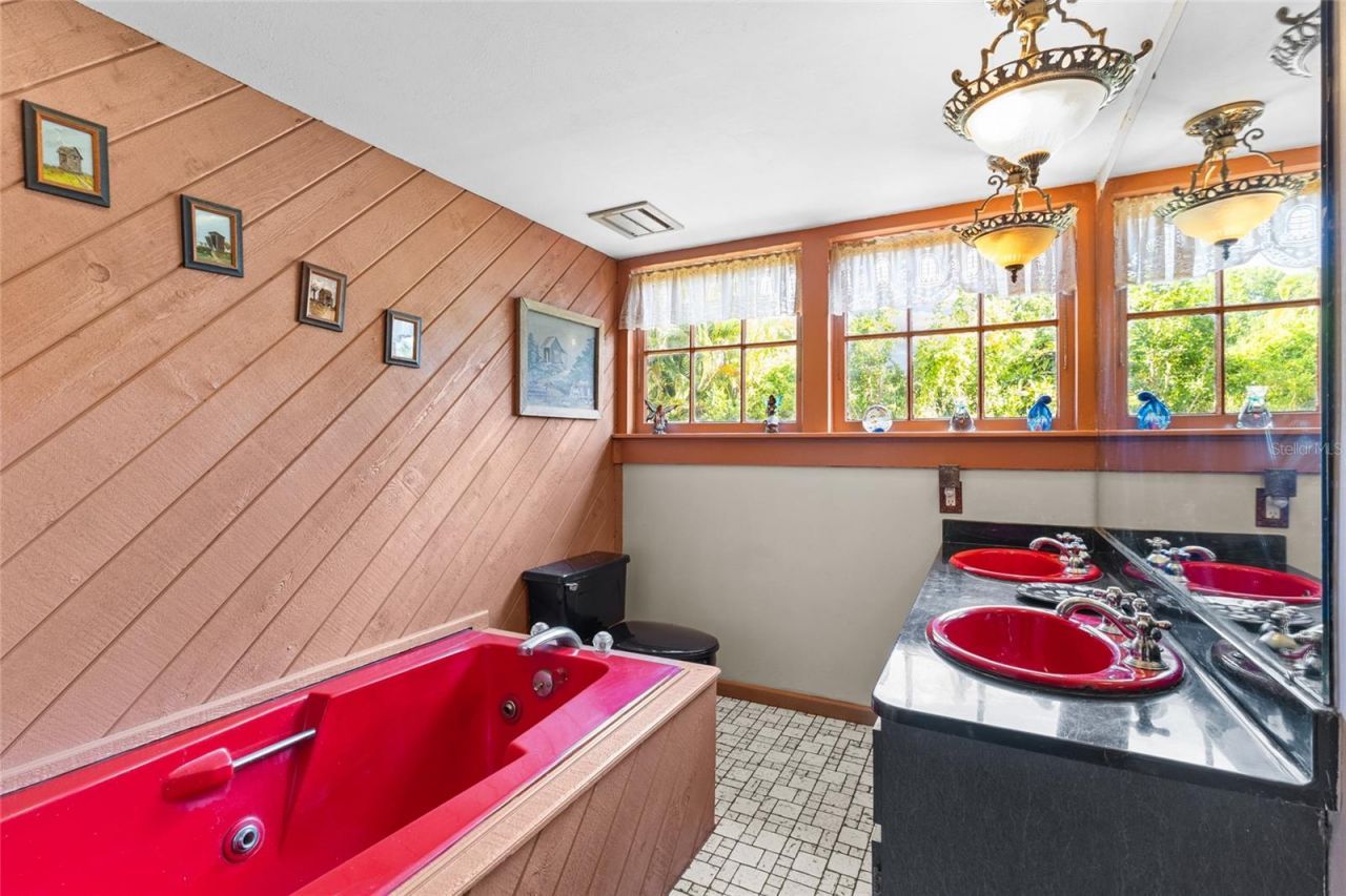 117 Tucker Avenue, Sarasota, FL 34232 Photo