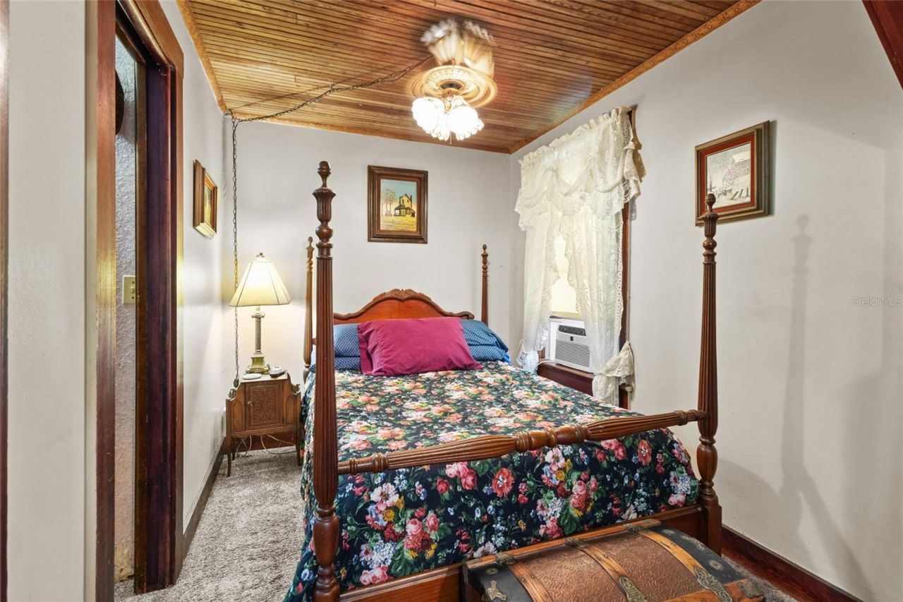 117 Tucker Avenue, Sarasota, FL 34232 Photo