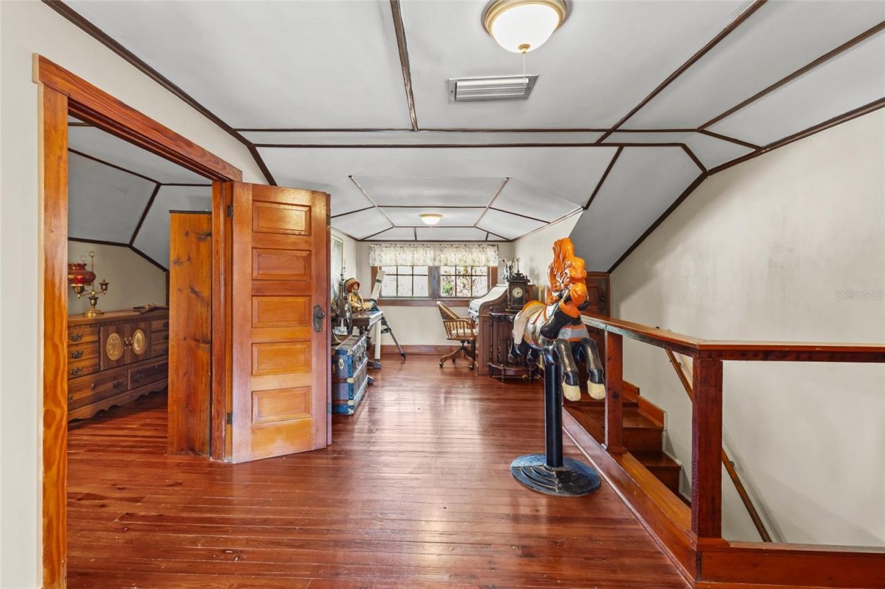 117 Tucker Avenue, Sarasota, FL 34232 Photo