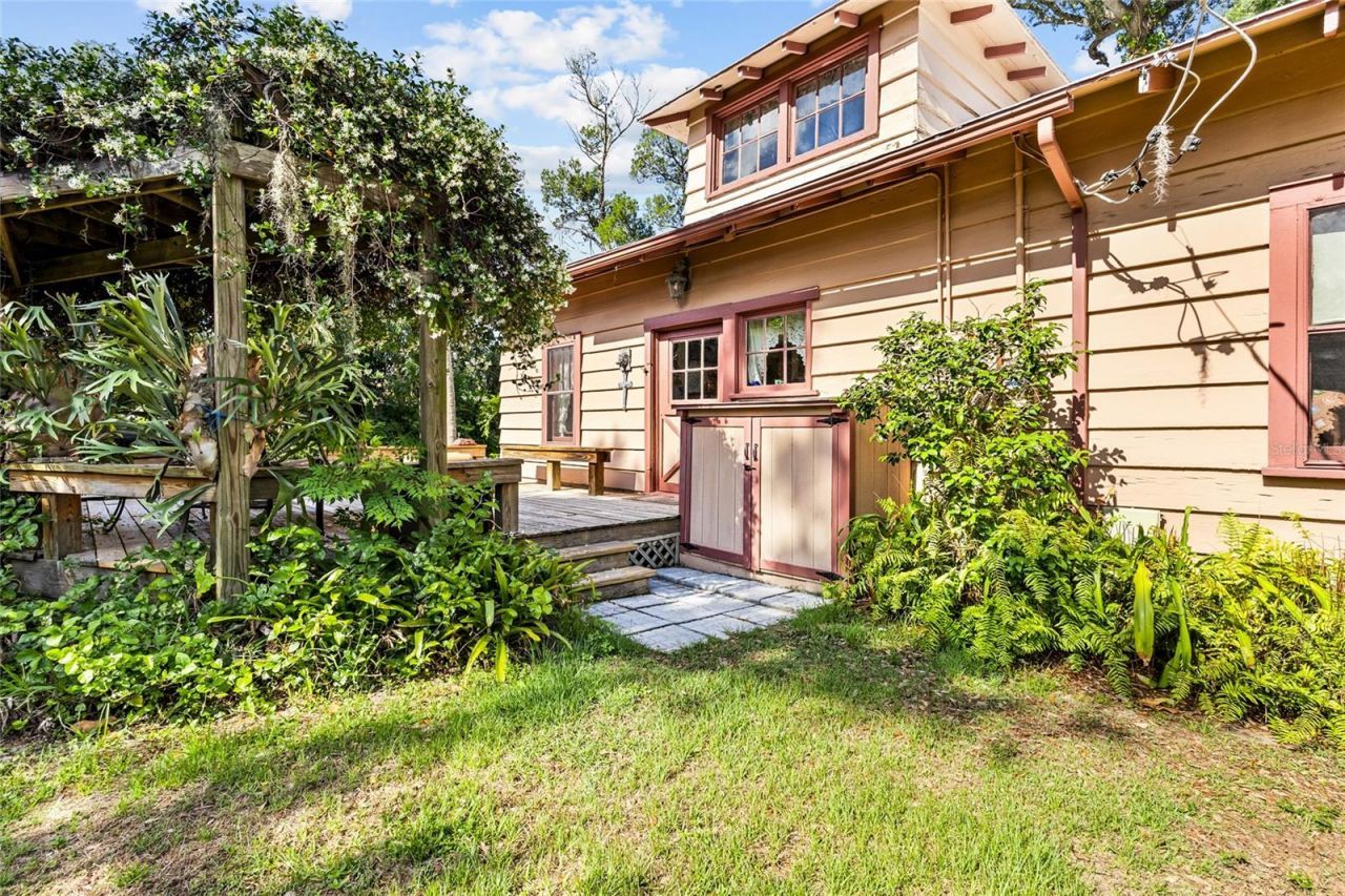 117 Tucker Avenue, Sarasota, FL 34232 Photo