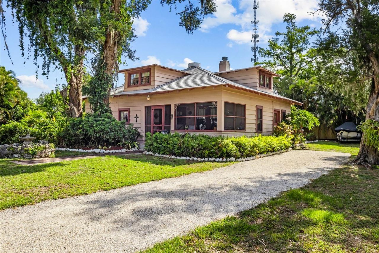 117 Tucker Avenue, Sarasota, FL 34232 Photo