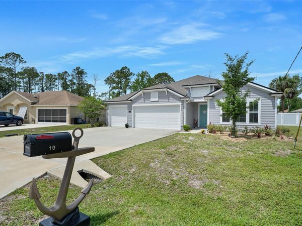 10 RALEIGH DRIVE , PALM COAST, FL 32164