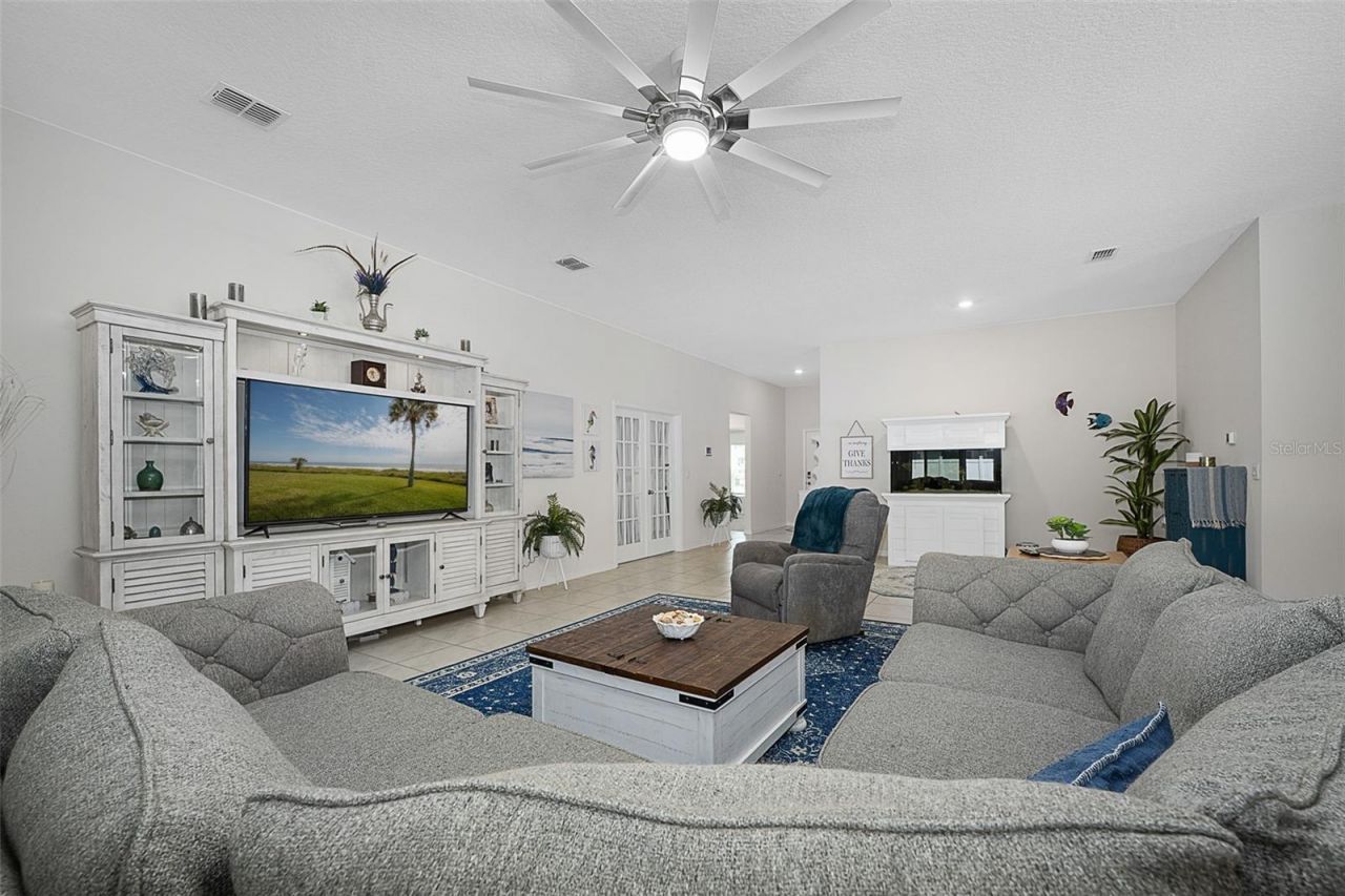 10 Raleigh Drive, Palm Coast, FL 32164 Photo