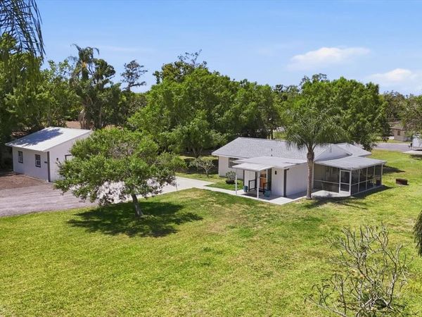 4300 EASTERN PARKWAY , SARASOTA, FL 34233