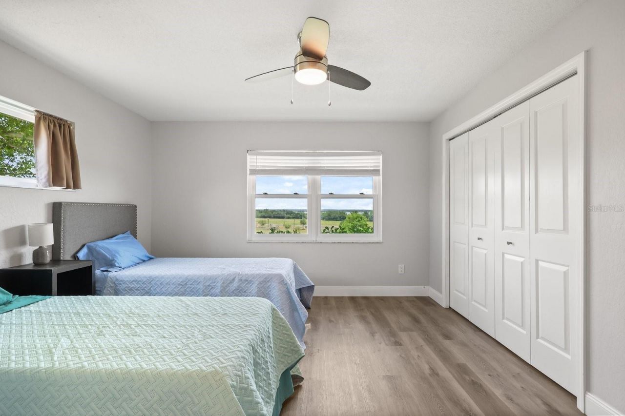 37153 County Road 452 , Grand Island, FL 32735 Photo