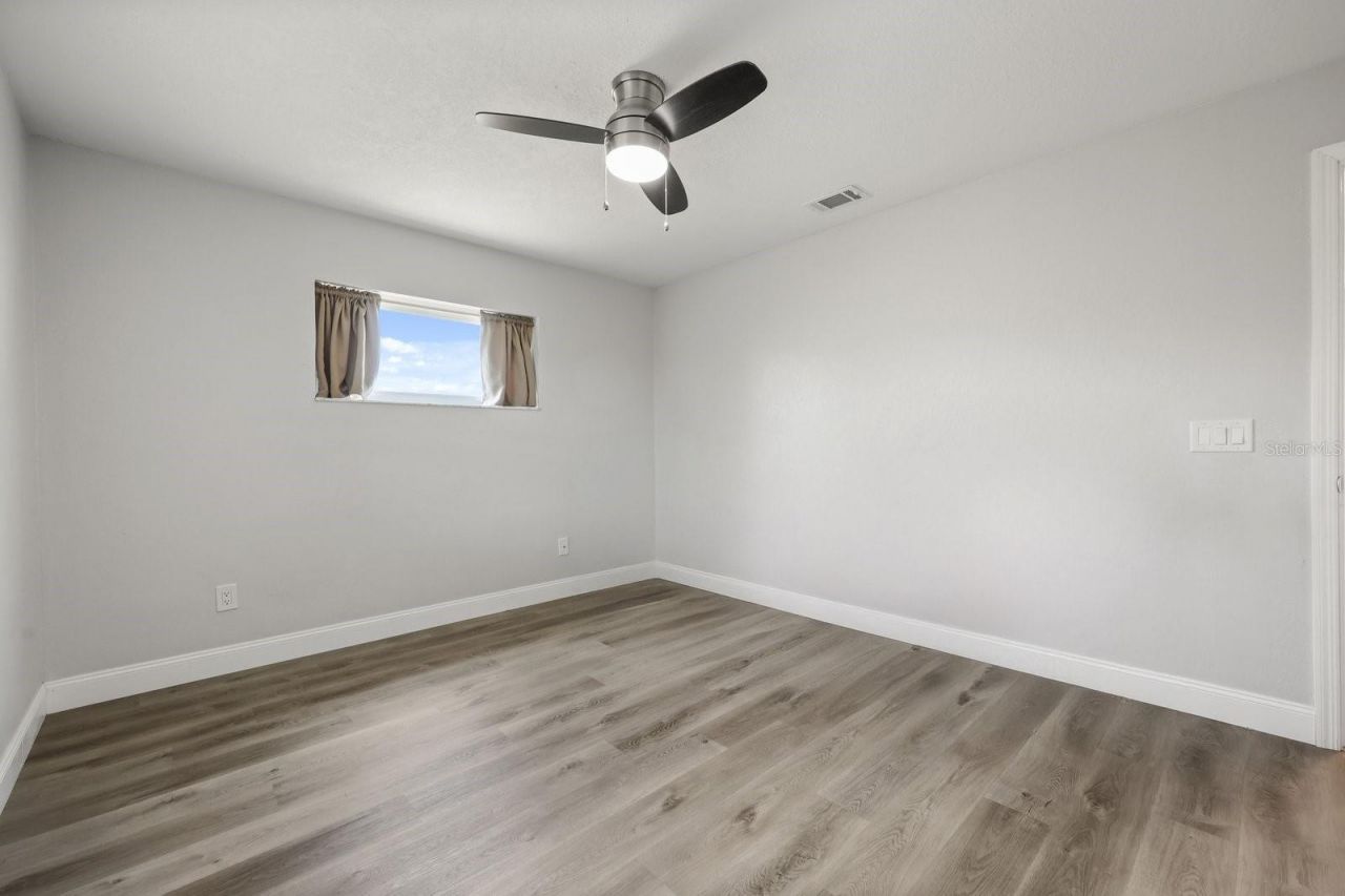 37153 County Road 452 , Grand Island, FL 32735 Photo