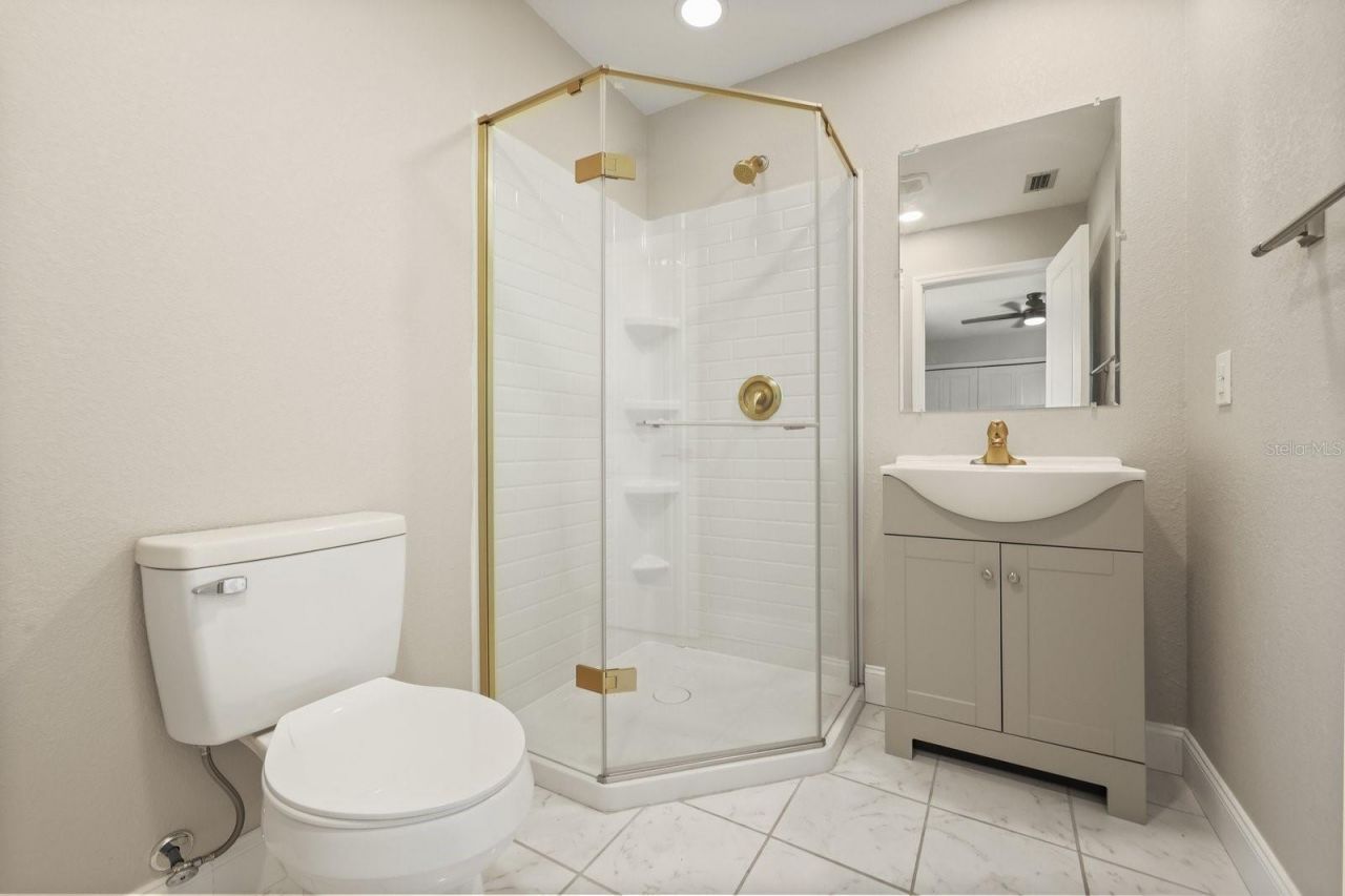 37153 County Road 452 , Grand Island, FL 32735 Photo