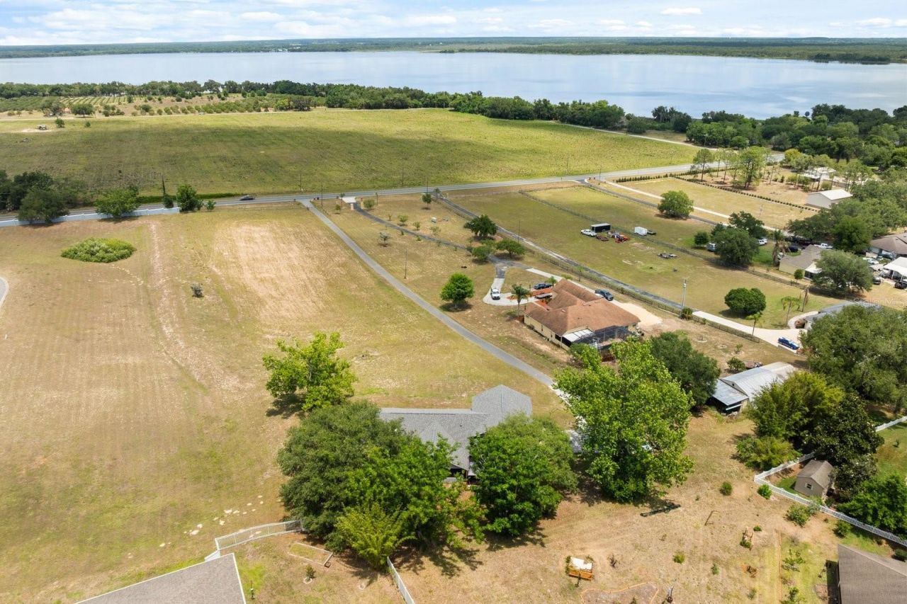 37153 County Road 452 , Grand Island, FL 32735 Photo