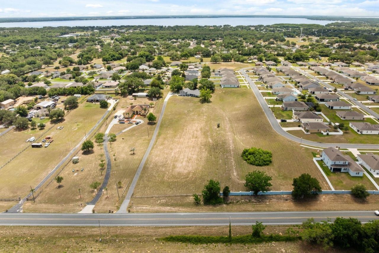 37153 County Road 452 , Grand Island, FL 32735 Photo