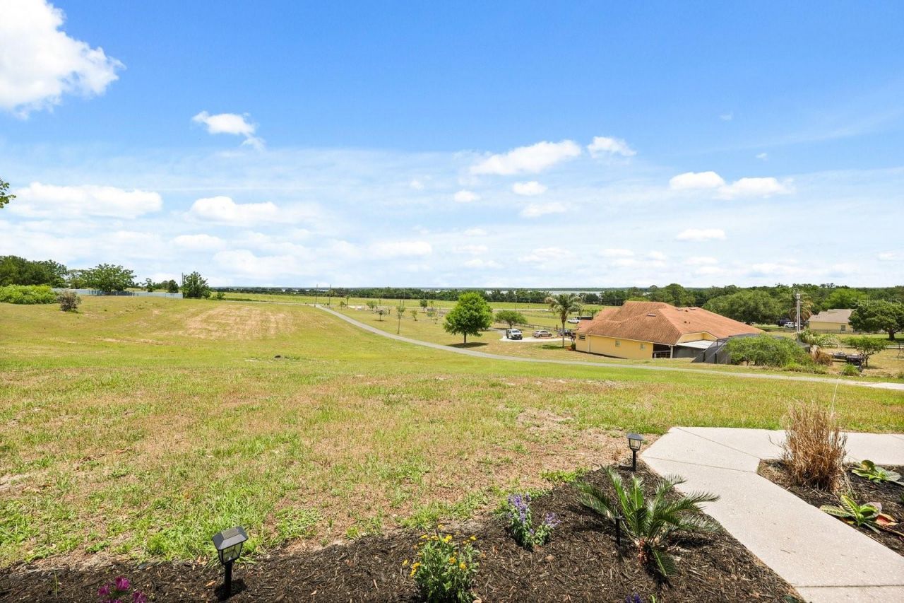 37153 County Road 452 , Grand Island, FL 32735 Photo