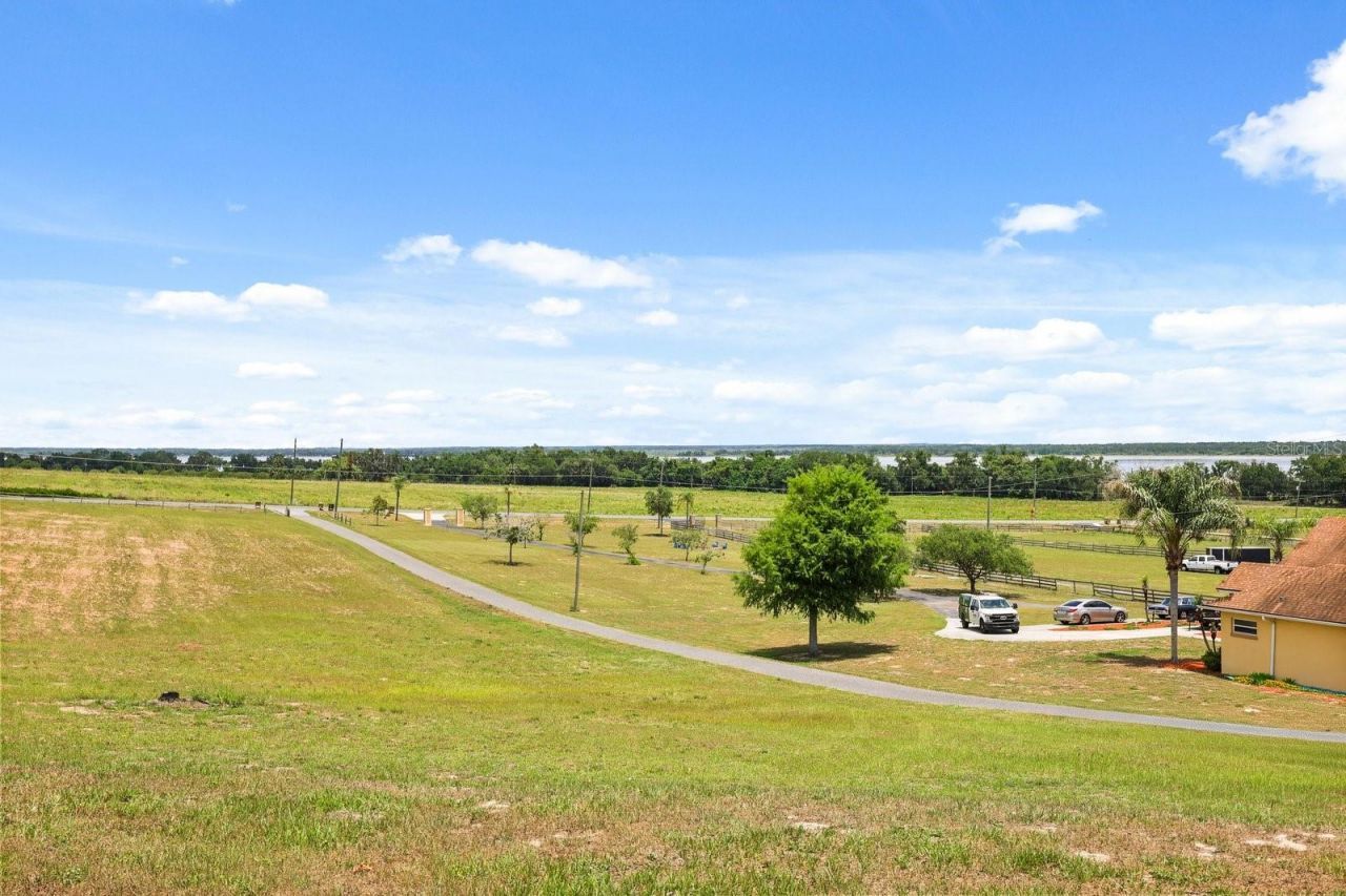 37153 County Road 452 , Grand Island, FL 32735 Photo