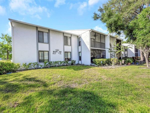 1281 PINE RIDGE CIRCLE E, Unit A2, TARPON SPRINGS, FL 34688