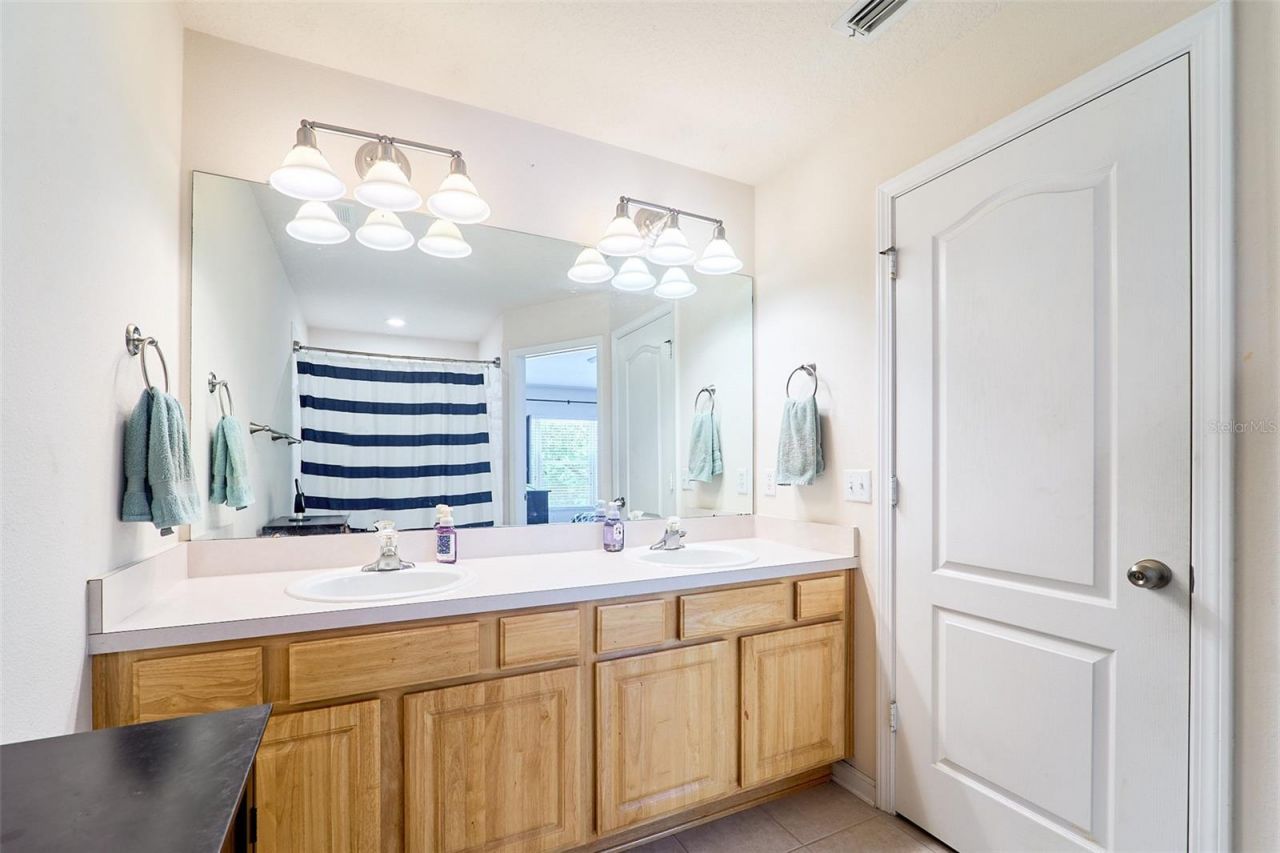 5014 Pond Ridge Road , Riverview, FL 33578 Photo