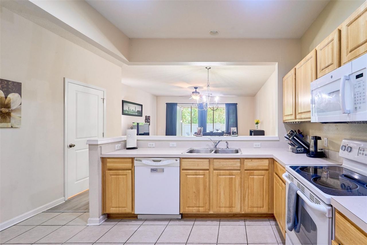 5014 Pond Ridge Road , Riverview, FL 33578 Photo